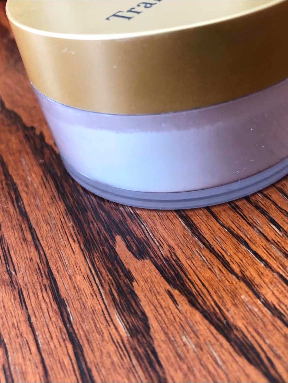 Translucent Setting Powder - Cream - Picture 3 of 4